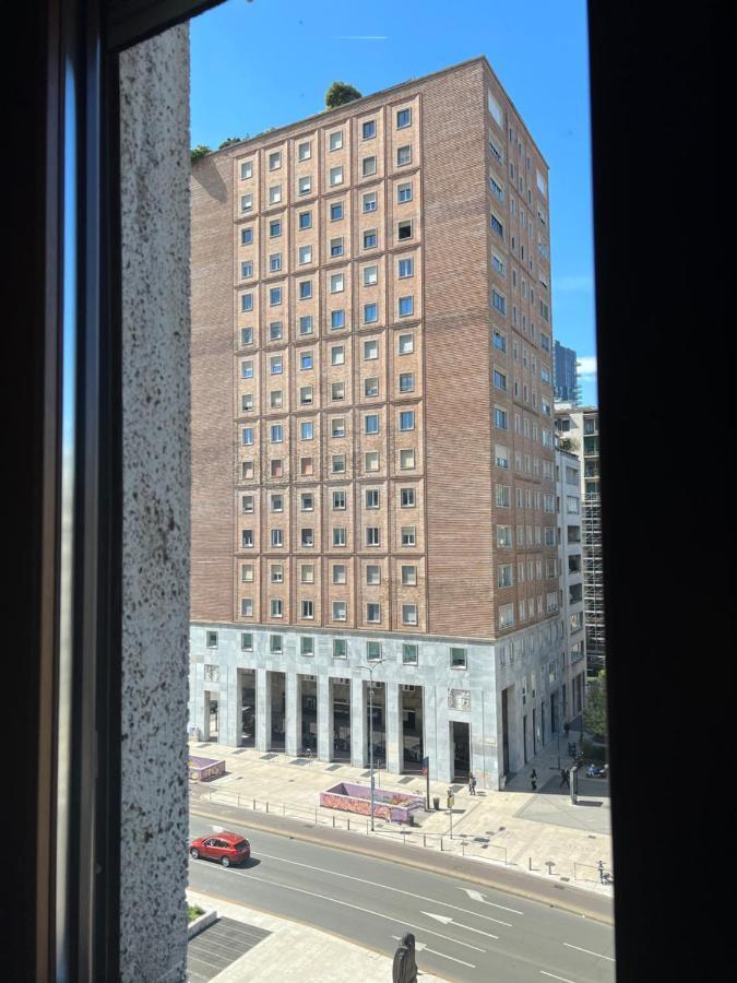 Rebecca'S Milano Collection: Repubblica Apartment Bagian luar foto