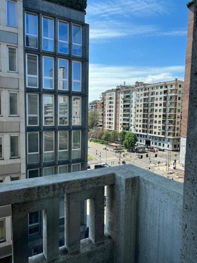 Rebecca'S Milano Collection: Repubblica Apartment Bagian luar foto