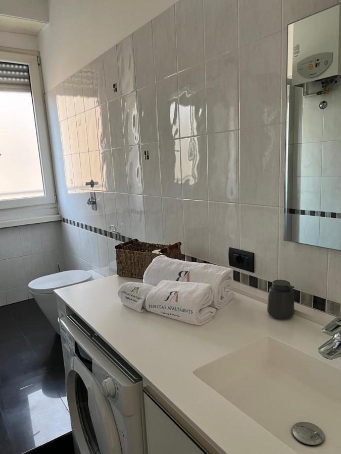 Rebecca'S Milano Collection: Repubblica Apartment Bagian luar foto